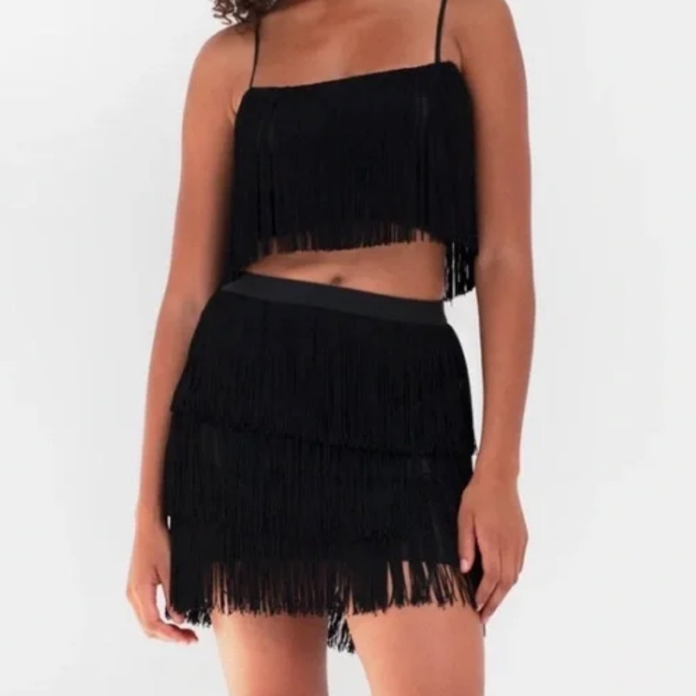 Aritzia | NWT Mirage Mini Skirt